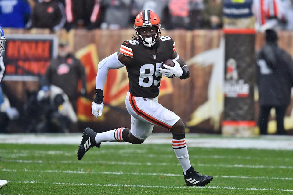 Browns tight end David Njoku, running after a reception against the Lions last month, is a former Hurricane.