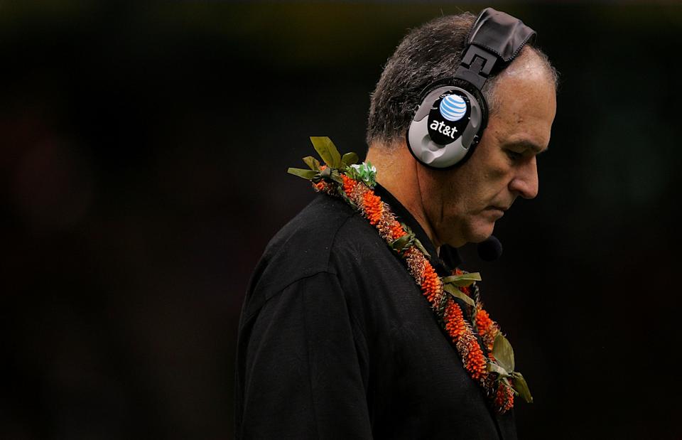 Head coach June Jones