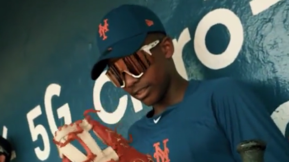 Elian Soto in Mets gear sitting in dugout 2021