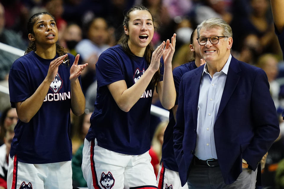 Connecticut head coach Geno Auriemma talked about the short turnaround his team and the other Final Four teams face in the NCAA women's tournament compared to the men's tournament. (AP Photo/Frank Franklin II)