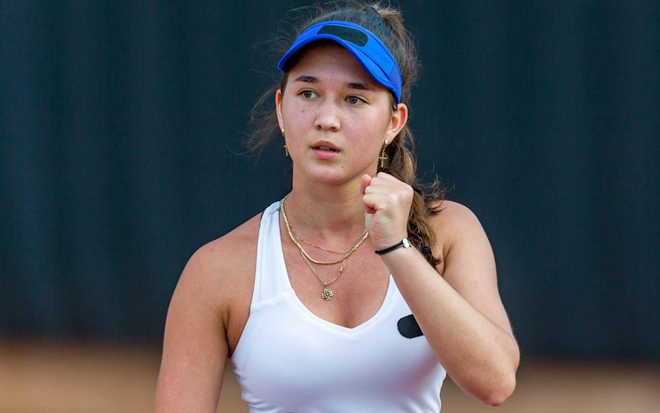 Eva Lys of Der Club an der Alster gestures during a match against Angelina Wirges at the final round of the Women's DTB German Pro Series 2020 on July 23, 2020 in Versmold, Germany. - GETTY IMAGES