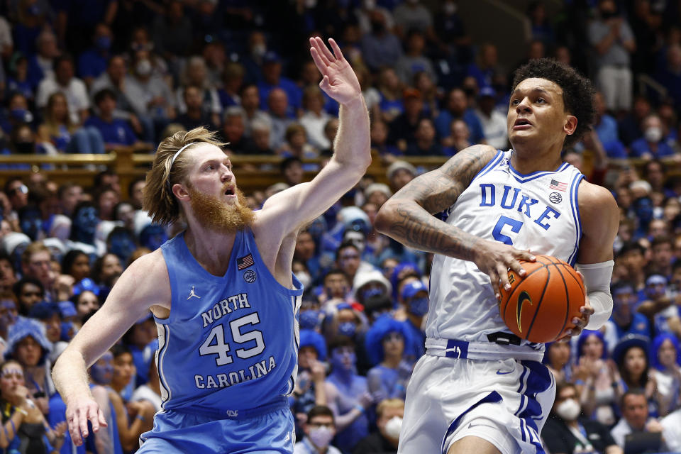 North Carolina's Brady Manek guards Duke's Paolo Banchero during the second half on March 5. (Jared C. Tilton/Getty Images)