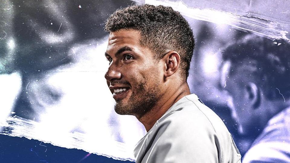 Gleyber Torres looking to side treated image