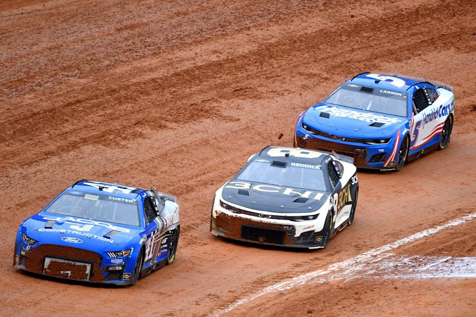 NASCAR cars during Bristol Dirt Race