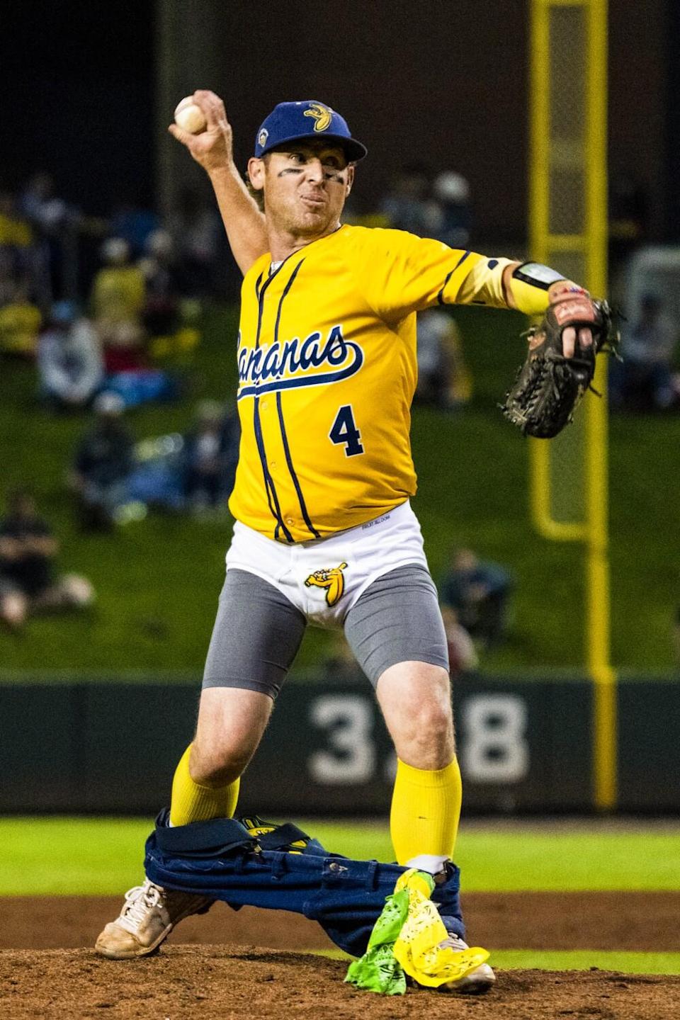 Savannah Bananas Mat Wolf (4) pitches against the Kansas City Monarchs