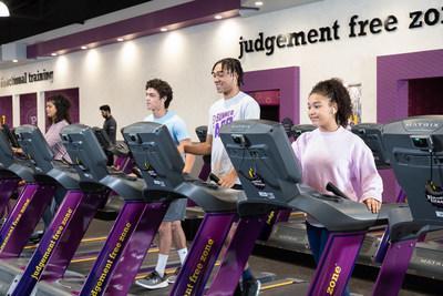 Planet Fitness Treadmill (CNW Group/Planet Fitness)