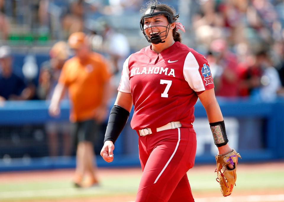 OU pitcher Hope Trautwein (7) celebrates after her complete-game win against Texas on Saturday.