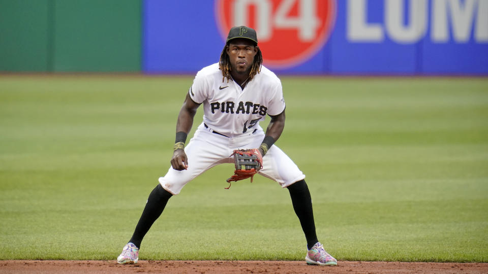 Pittsburgh Pirates shortstop Oneil Cruz prepares for a pitch in the field. (AP Photo/Gene J. Puskar)