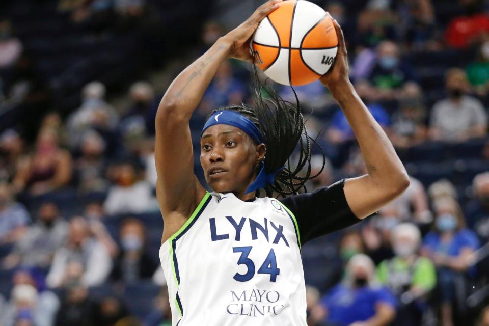 Sylvia Fowles.