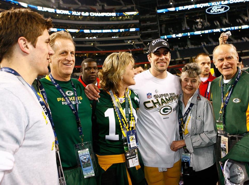 Aaron Rodgers, Jordan Rodgers, Ed Rodgers, Darla Rodgers, Barbara Pittman, Chuck Pittman