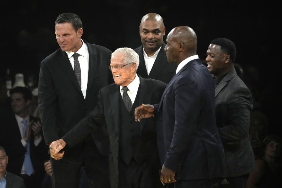 Tony Boselli, Dick Vermeil, Richard Seymour, Bryant Young and LeRoy Butler during the Pro Football Hall of Fame Enshrinees Gold Jacket dinner on Friday.