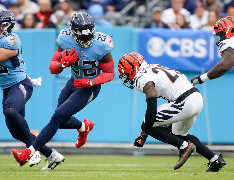 Derrick Henry's fantasy football managers watched him fumble away an easy touchdown. (George Walker IV-USA TODAY Sports)