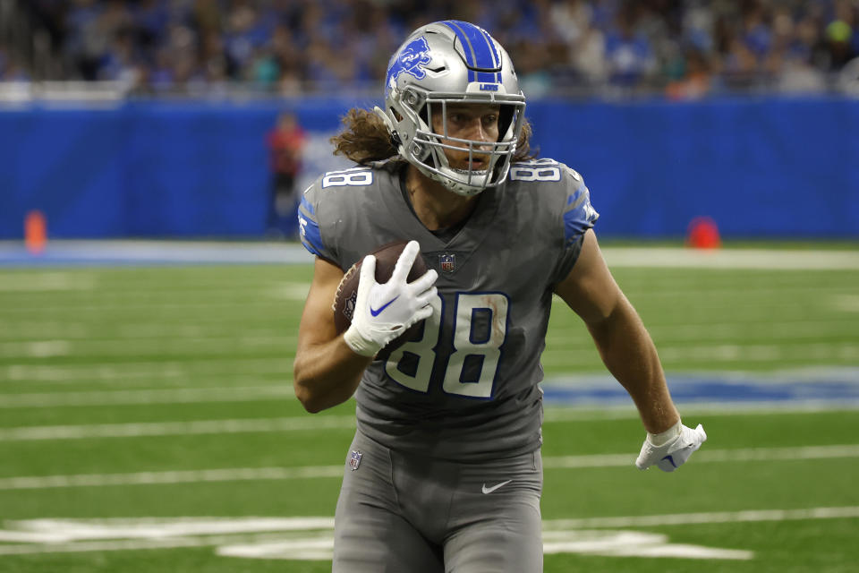 T.J. Hockenson #88 of the Detroit Lions is a fantasy star at TE