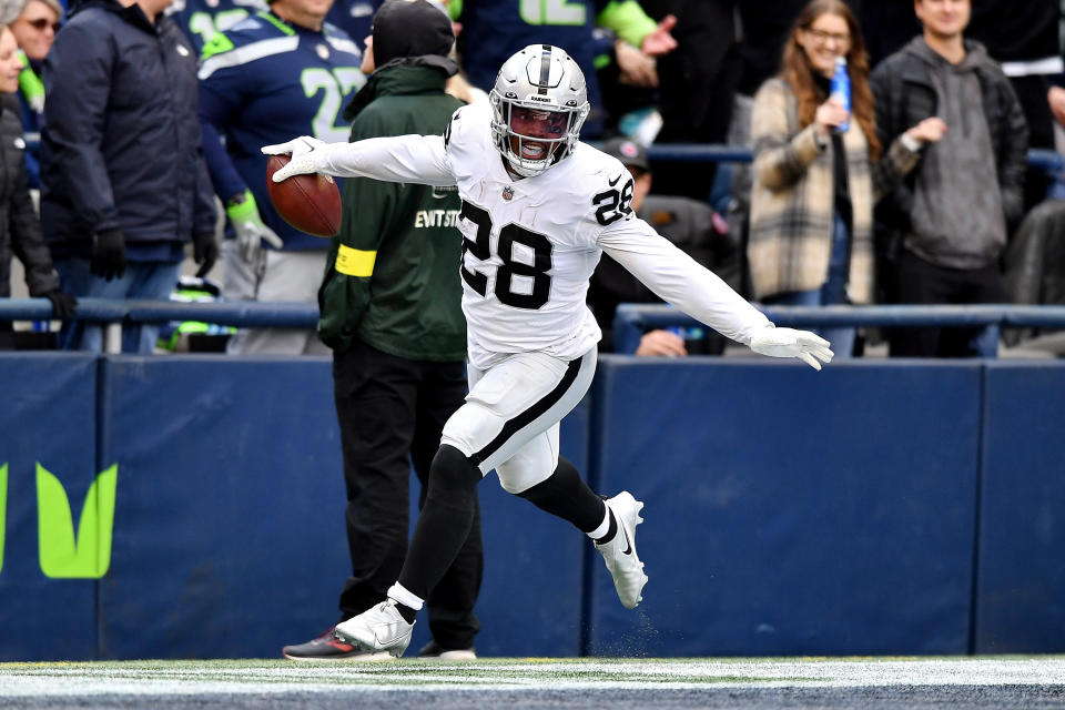 Josh Jacobs of the Las Vegas Raiders had a huge game in a win over the Seahawks. (Photo by Jane Gershovich/Getty Images)