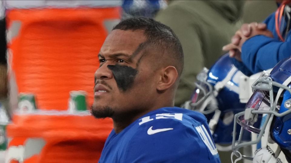 Kenny Golladay sitting on bench cropped 11/13/22