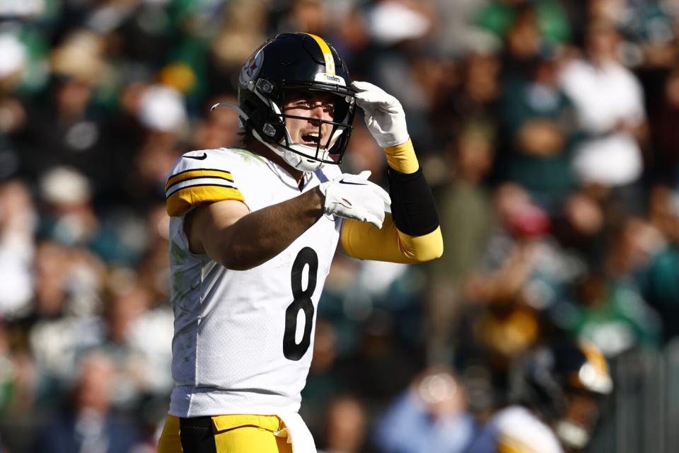 Pittsburgh Steelers quarterback Kenny Pickett in action against Philadelphia Eagles.