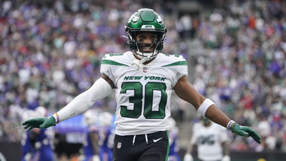 New York Jets cornerback Michael Carter II reacts after breaking up a pass.