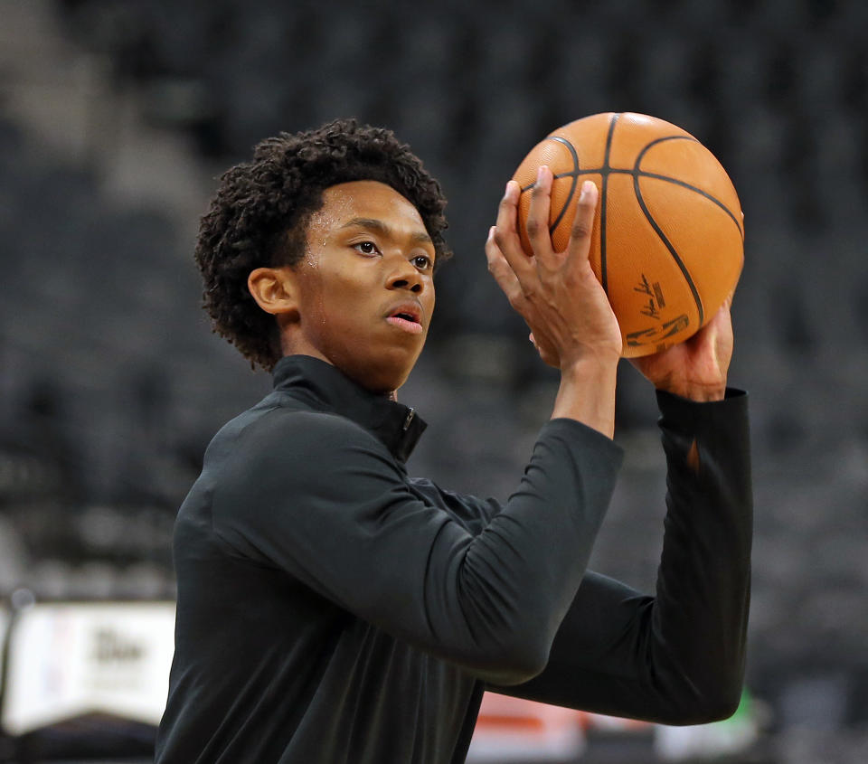 SAN ANTONIO, TX - JANUARY 12: Josh Primo #11 of the San Antonio Spurs warms up before a game against the Houston Rockets at AT&T Center on JANUARY 12, 2022 in San Antonio, Texas. NOTE TO USER: User expressly acknowledges and agrees that , by downloading and or using this photograph, User is consenting to the terms and conditions of the Getty Images License Agreement. (Photo by Ronald Cortes/Getty Images)