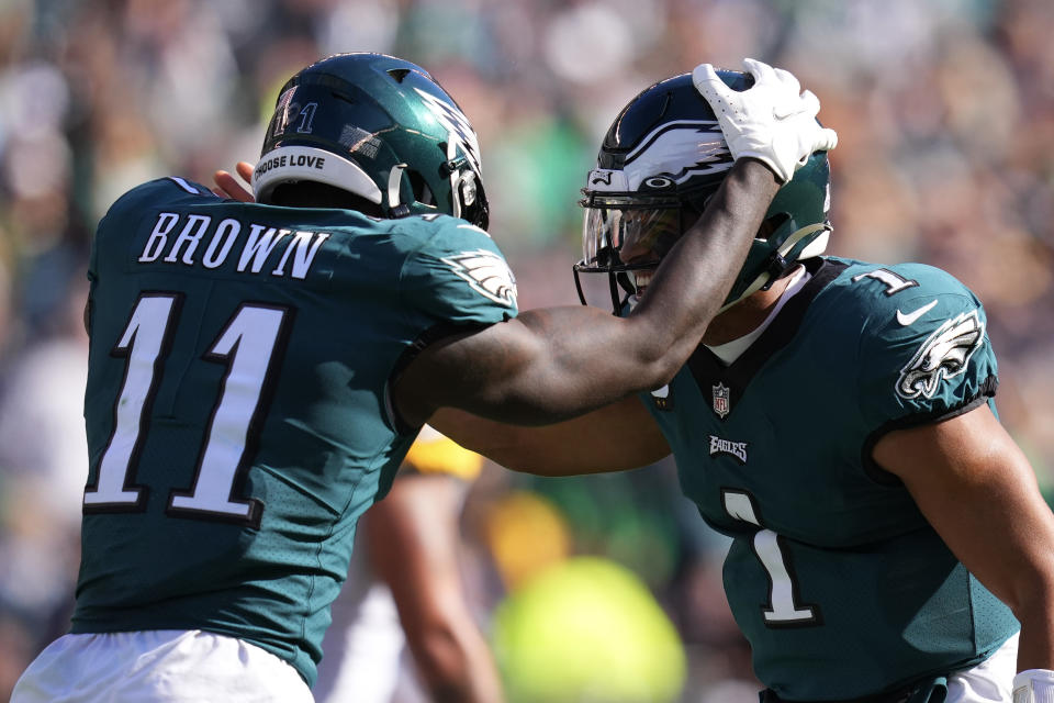 PHILADELPHIA, PA - OCTOBER 30: A.J. Brown #11 of the Philadelphia Eagles celebrates with Jalen Hurts #1 against the Pittsburgh Steelers at Lincoln Financial Field on October 30, 2022 in Philadelphia, Pennsylvania. (Photo by Mitchell Leff/Getty Images)