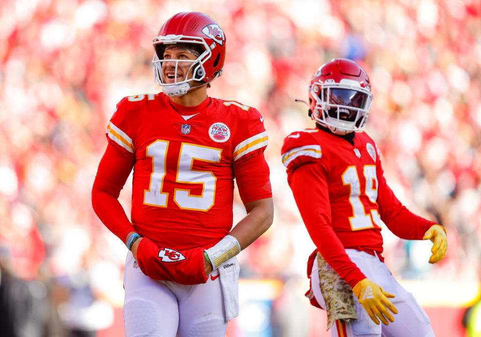 Patrick Mahomes #15 and Kadarius Toney #19 of the Kansas City Chiefs have fantasy value together