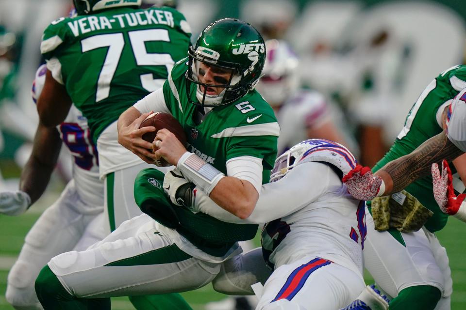 Last year, the Bills overwhelmed Jets QB Mike White as they sacked him once and intercepted him four times.