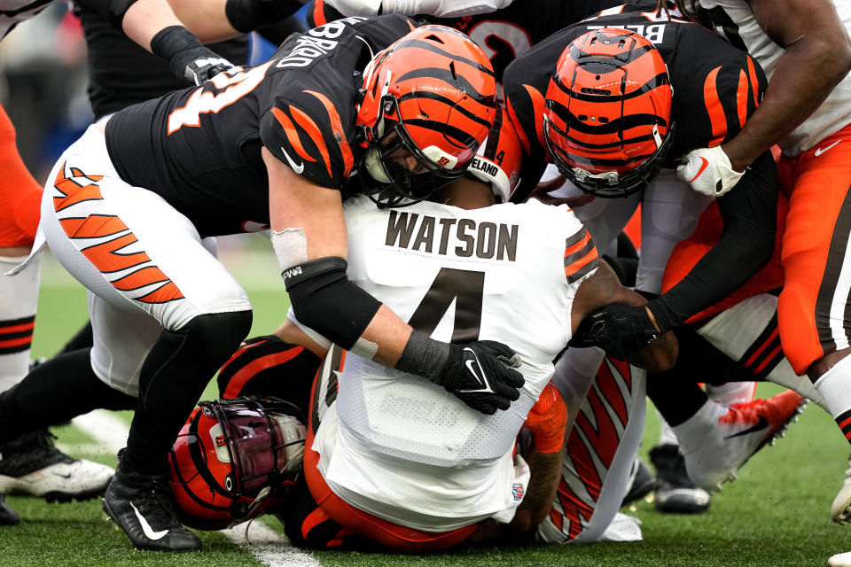 It was a second rough game in as many weeks for Deshaun Watson to start his Cleveland Browns career. (Photo by Dylan Buell/Getty Images)