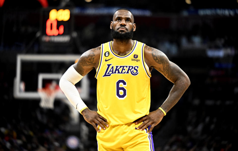 LeBron James of the Los Angeles Lakers looks up toward the video board.