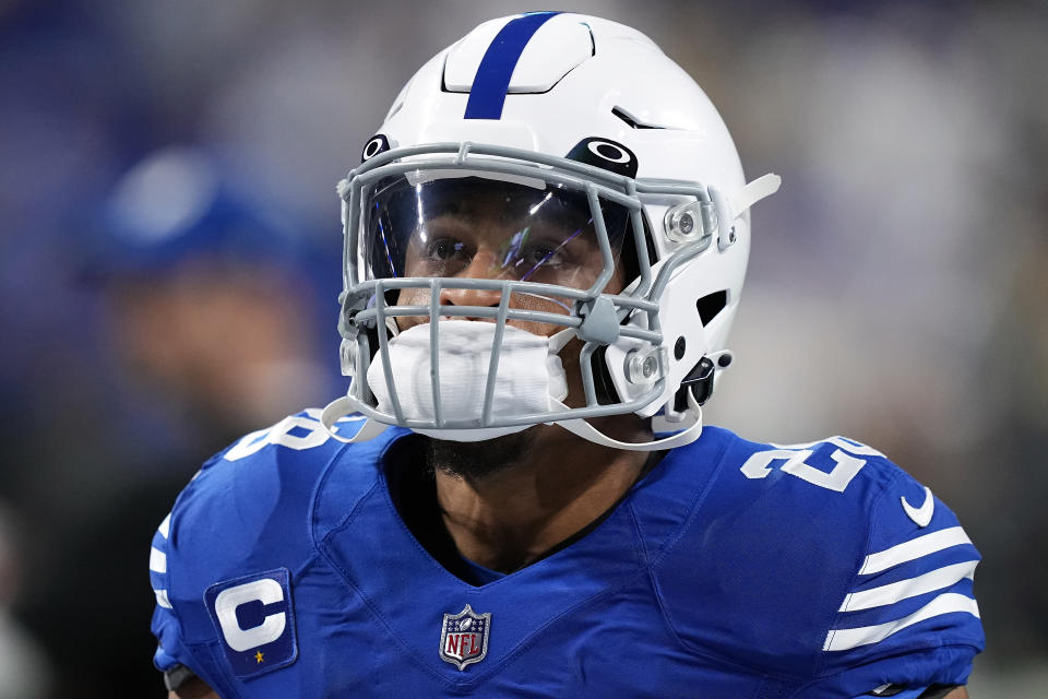 Jonathan Taylor #28 of the Indianapolis Colts warms up before the NFL game against the Pittsburgh Steelers at Lucas Oil Stadium