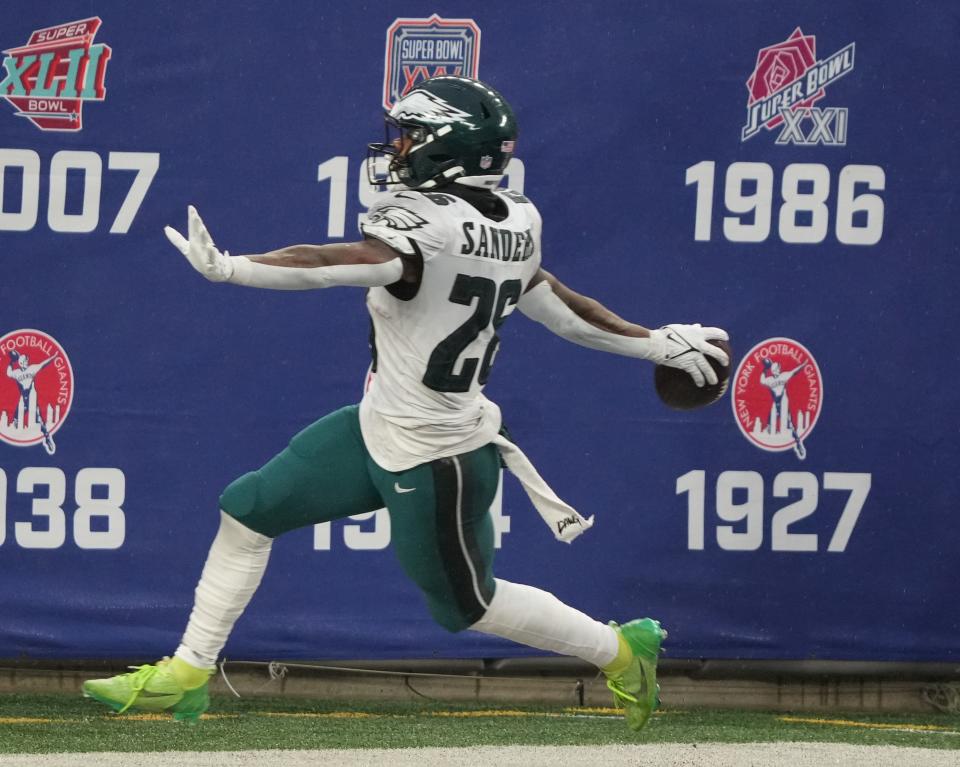 Miles Sanders of the Eagles scores for a TD in the second half as the Philadelphia Eagles came to East Rutherford, NJ and defeat their division rivals the New York Giants 48-22 on December 11, 2022.