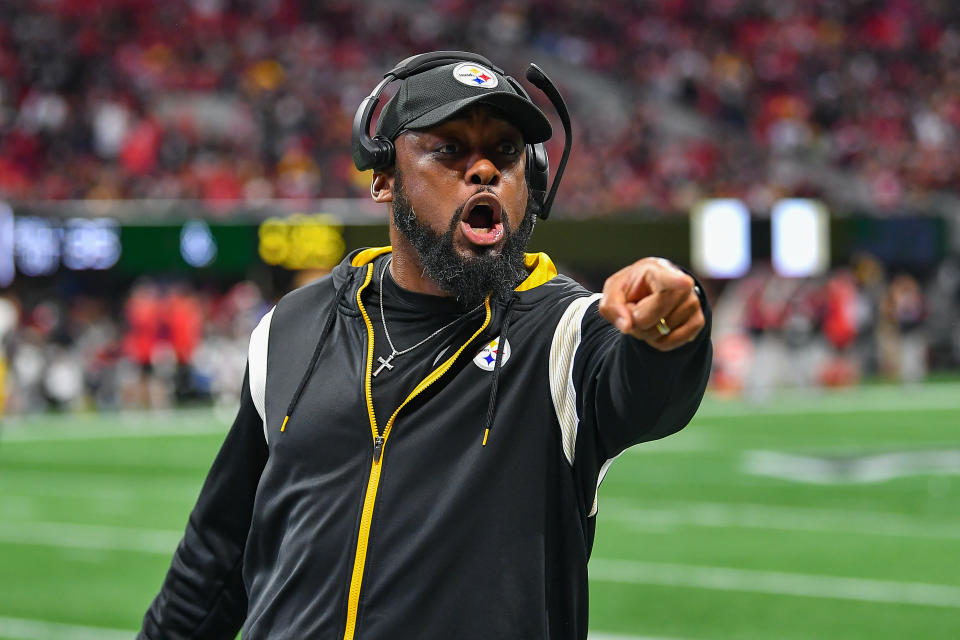 The Steelers need to win out to avoid Mike Tomlin's first losing season in his 16th year in charge. That doesn't mean he's done a bad job this year. (Photo by Rich von Biberstein/Icon Sportswire via Getty Images)