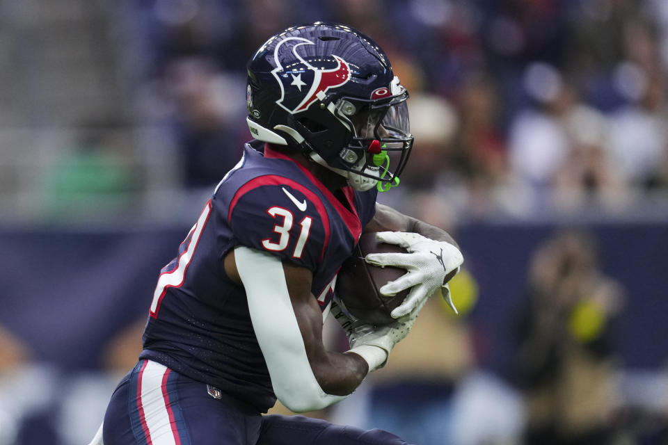 Dameon Pierce #31 of the Houston Texans has fantasy value