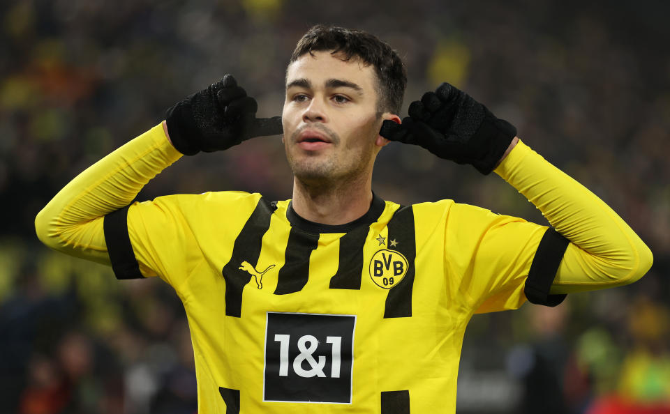 DORTMUND, GERMANY - JANUARY 22: Giovanni Reyna of Borussia Dortmund celebrates after scoring the team's fourth goal during the Bundesliga match between Borussia Dortmund and FC Augsburg at Signal Iduna Park on January 22, 2023 in Dortmund, Germany. (Photo by Lars Baron/Getty Images)