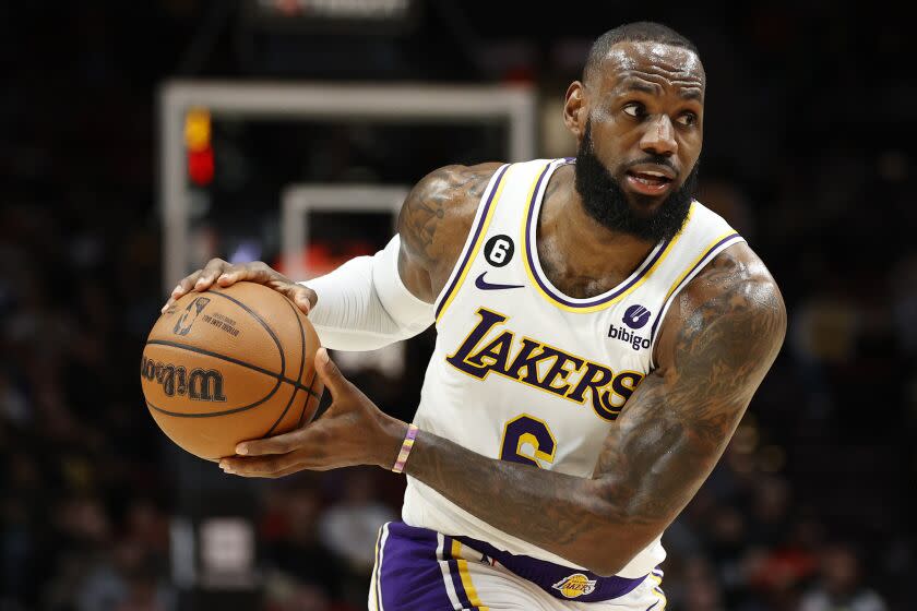 PORTLAND, OREGON - JANUARY 22: LeBron James #6 of the Los Angeles Lakers looks to pass.