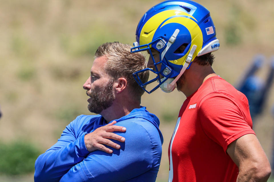 Sean McVay (left), Matthew Stafford and the Rams avoided a messy situation by resolving his contract tweaks before training camp. (Robert Gauthier/Los Angeles Times via Getty Images)