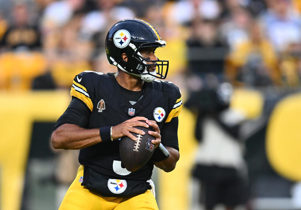 PITTSBURGH, PENNSYLVANIA - AUGUST 17: Russell Wilson #3 of the Pittsburgh Steelers in action during the preseason game against the Buffalo Bills at Acrisure Stadium on August 17, 2024 in Pittsburgh, Pennsylvania. (Photo by Joe Sargent/Getty Images)