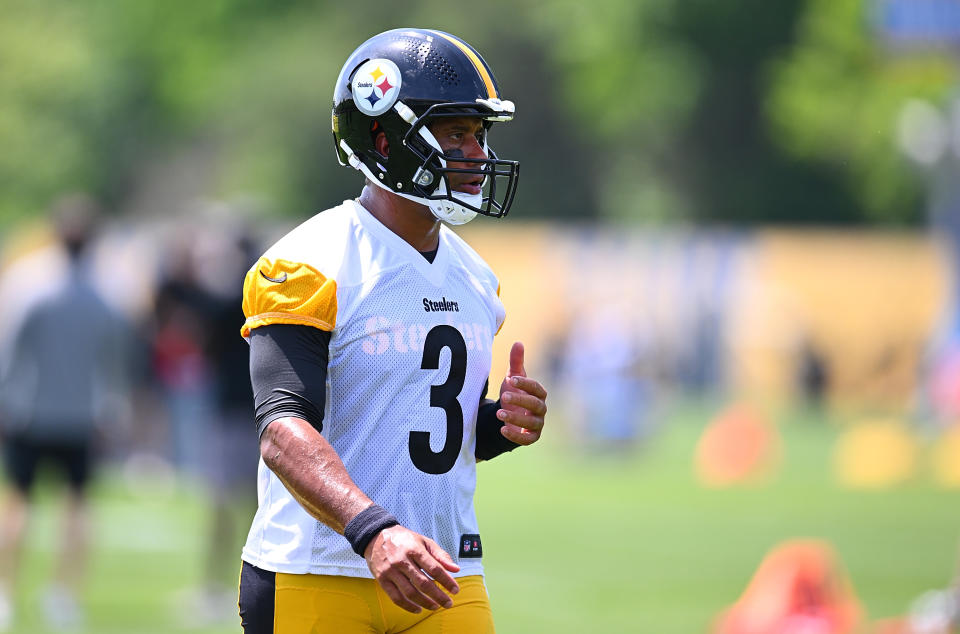 Will Russell Wilson be available for Sunday's Steelers-Falcons game? (Joe Sargent/Getty Images)