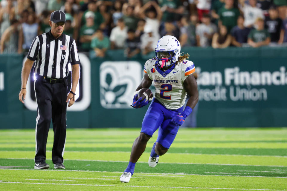 HONOLULU, HI - OCTOBER 12: Ashton Jeanty #2 of the Boise State Broncos runs the ball during the second half of the game against the Hawaii Rainbow Warriors at the Clarence T.C. Ching Athletics Complex on October 12, 2024 in Honolulu, Hawaii. (Photo by Darryl Oumi/Getty Images)