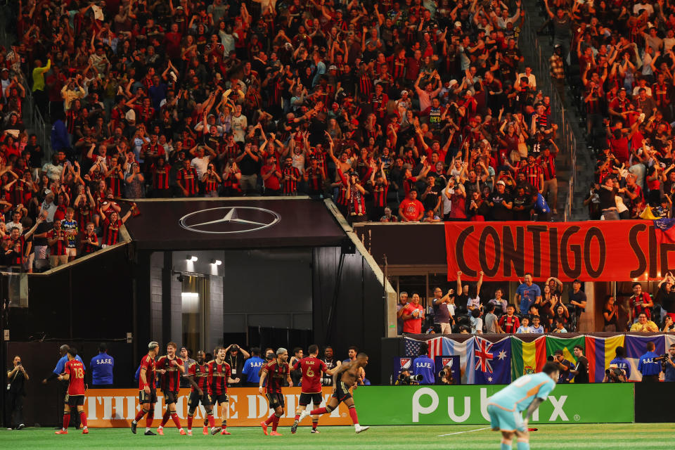 ATLANTA, GEORGIA - NOVEMBER 02: Xande Silva #16 of Atlanta United celebrates with teammates after scoring a goal against Inter Miami during the second half of the 2024 MLS Cup Playoffs at Mercedes-Benz Stadium on November 02, 2024 in Atlanta, Georgia. (Photo by Kevin C. Cox/Getty Images)