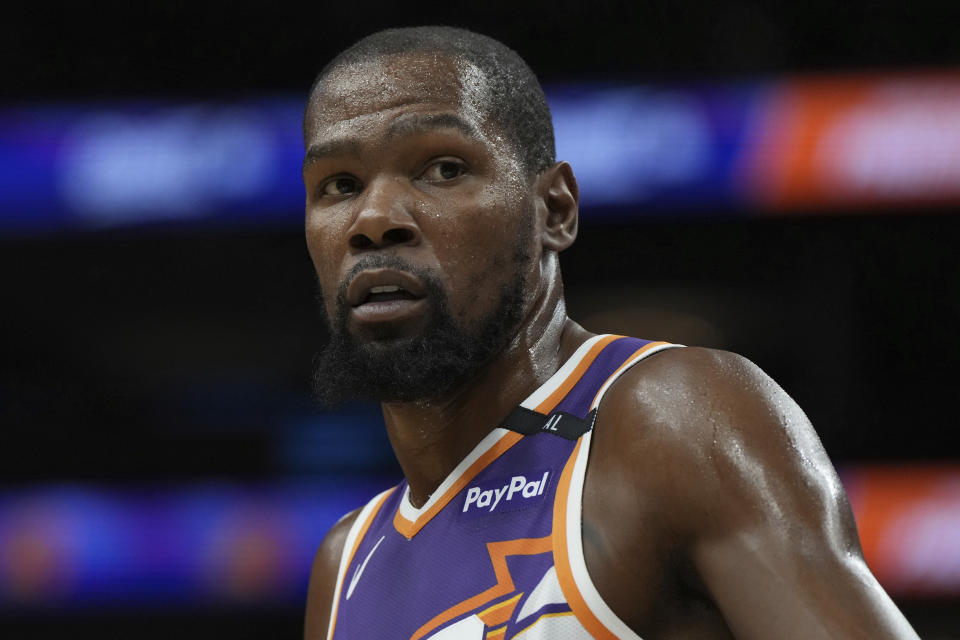 Phoenix Suns forward Kevin Durant (35) during the first half of an NBA basketball game against the Portland Trail Blazers, Saturday, Nov. 2, 2024, in Phoenix. (AP Photo/Rick Scuteri)