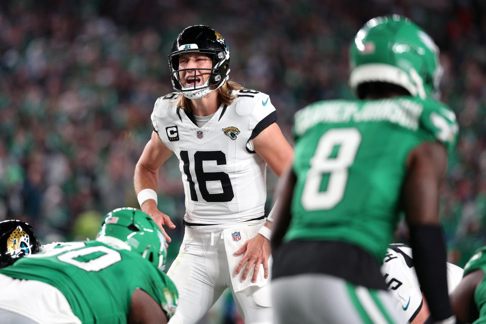 PHILADELPHIA, PENNSYLVANIA - NOVEMBER 03: Trevor Lawrence #16 of the Jacksonville Jaguars yells at the line of scrimmage during the third quarter against the Philadelphia Eagles at Lincoln Financial Field on November 03, 2024 in Philadelphia, Pennsylvania. (Photo by Elsa/Getty Images)