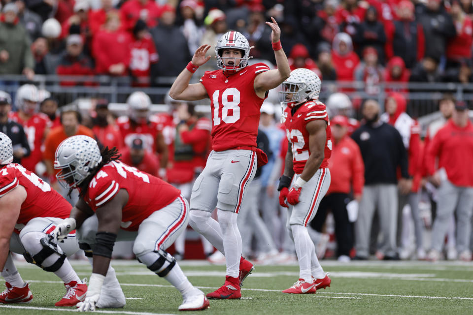 COLUMBUS, OH - NOVEMBER 23: Ohio State Buckeyes quarterback Will Howard (18) directs the offense before the snap during a college football game against the Indiana Hoosiers on November 23, 2024 at Ohio Stadium in Columbus, Ohio. (Photo by Joe Robbins/Icon Sportswire via Getty Images)