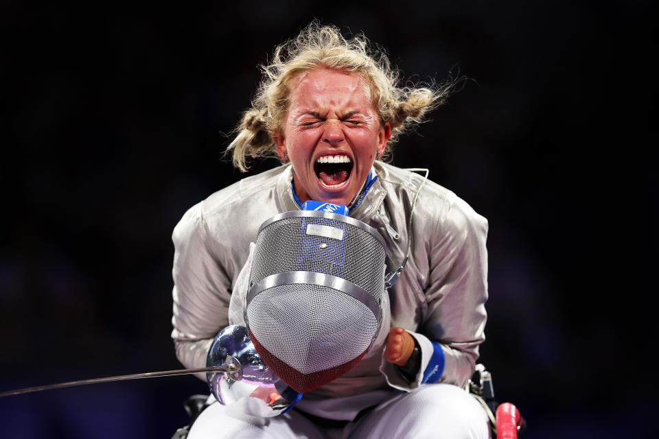 PARIS, FRANCE - SEPTEMBER 03: Kinga Dróżdż of Team Poland reacts after beating Éva Hajmási of Team Hungary during Women's Sabre Category A Semifinal, Game 39 on day six of the Paris 2024 Summer Paralympic Games at Grand Palais on September 03, 2024 in Paris, France. (Photo by Steph Chambers/Getty Images)