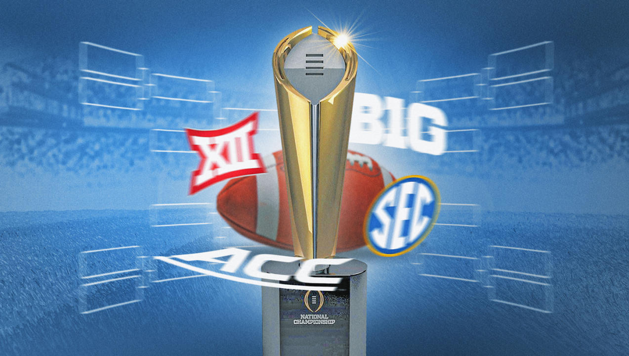 Will there be controversy when the final CFP rankings are released on Sunday? (Amy Monks/Yahoo Sports)