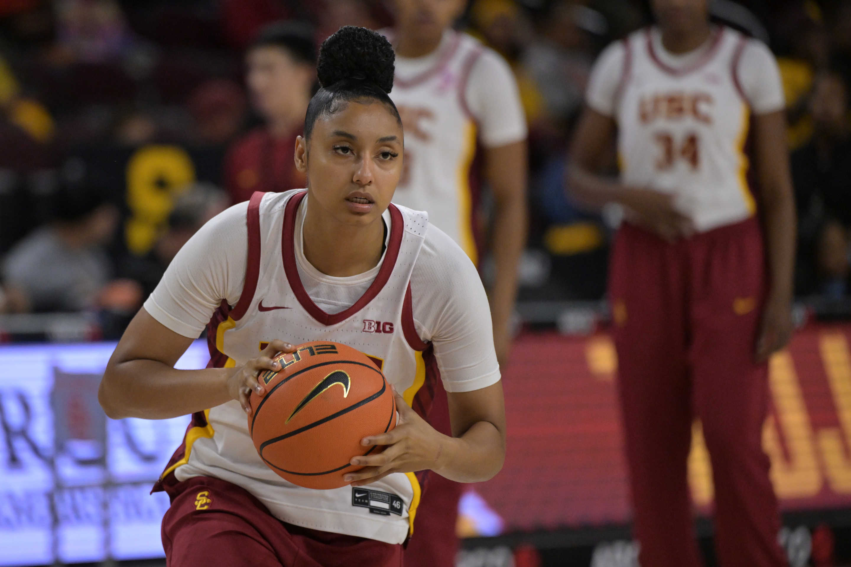 LOS ANGELES, CALIFORNIA - NOVEMBER 23: JuJu Watkins #12 of the USC Trojans warms up prior to the game against the Notre Dame Fighting Irish at Galen Center on November 23, 2024 in Los Angeles, California. (Photo by Jayne Kamin-Oncea/Getty Images)