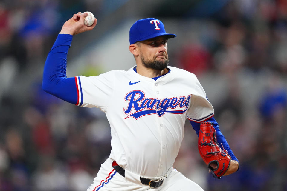 ARLINGTON, TEXAS - SEPTEMBER 17: Nathan Eovaldi #17 of the Texas Rangers pitches during the first inning against the Toronto Blue Jays at Globe Life Field on September 17, 2024 in Arlington, Texas. (Photo by Sam Hodde/Getty Images)