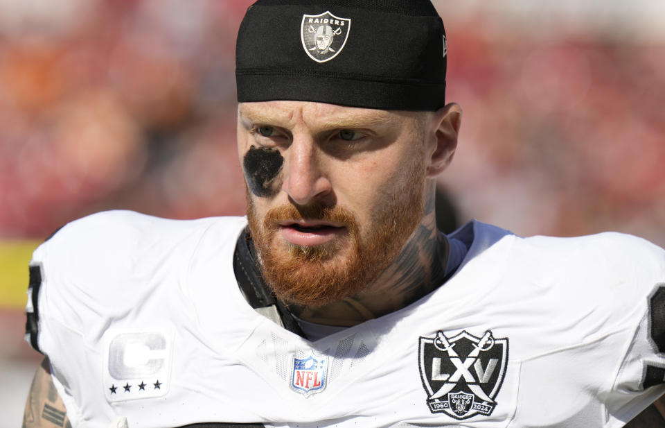 Las Vegas Raiders defensive end Maxx Crosby (98) before an NFL football game against the Tampa Bay Buccaneers Sunday, Dec. 8, 2024, in Tampa, Fla. (AP Photo/Chris O'Meara)