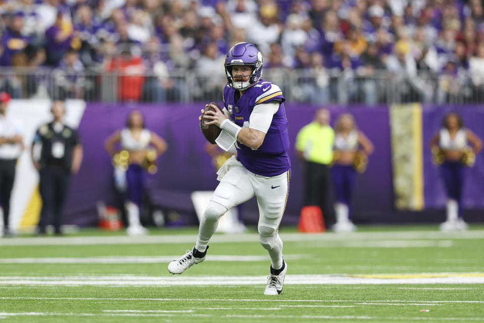 Sam Darnold led the Vikings on a late game-winning drive to fend off the Cardinals on Sunday afternoon.