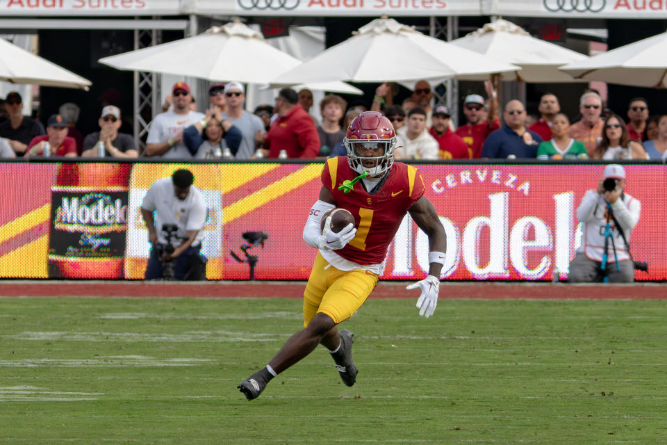 LOS ANGELES, CA - NOVEMBER 30: Wide receiver Zachariah Branch #1 of the USC Trojans runs the ball down the field during a game between Notre Dame Fighting Irish and University of Southern California at Los Angeles Memorial Coliseum on November 30, 2024 in Los Angeles, California. (Photo by Melinda Meijer/ISI Photos/Getty Images)