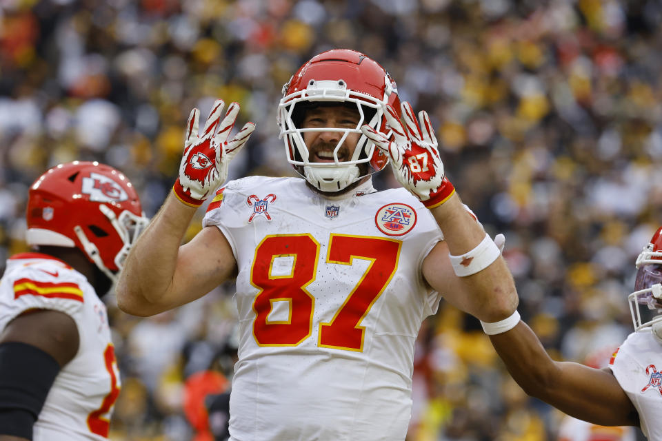 Travis Kelce #87 of the Kansas City Chiefs 