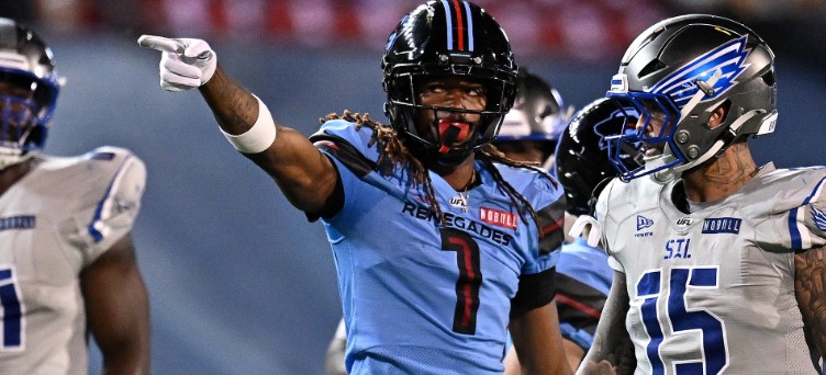 Dallas Renegades Beat St. Louis Behind Vaughns